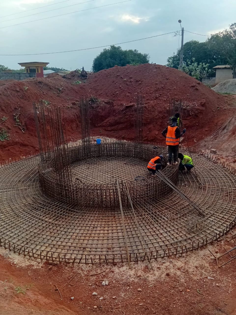 Ferraillage circulaire du château d'eau de Tanguelan